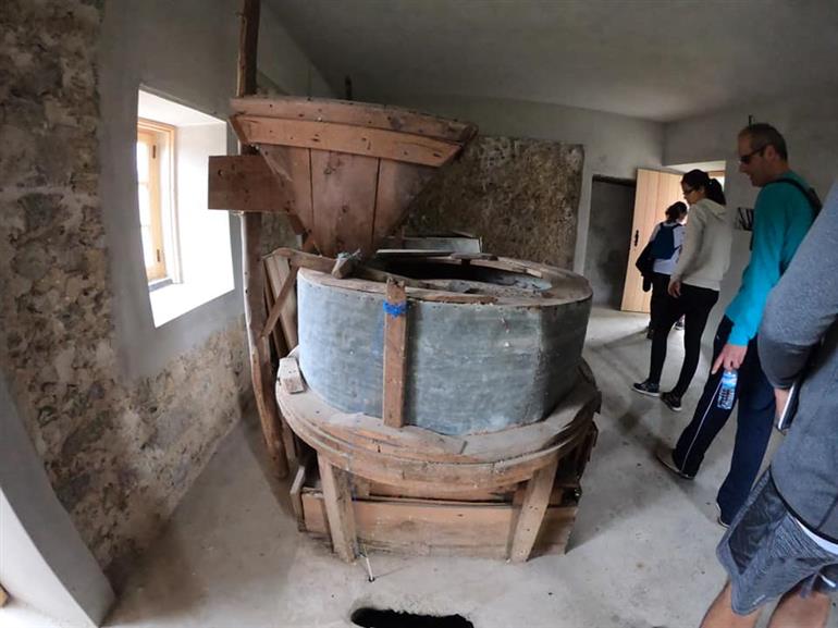 Criação de percurso pedestre, Amor